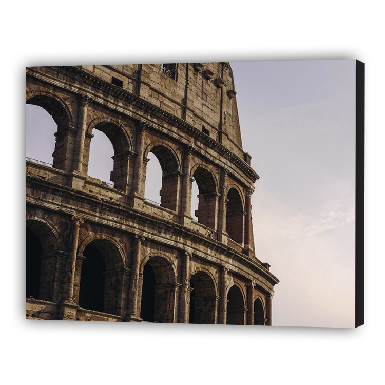 El Coliseo de noche