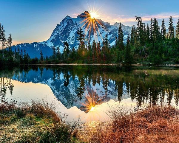Puesta de sol en el lago de montaña - Hola Hobby (5457169350807)